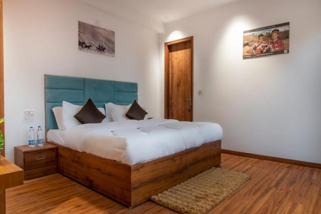 Ferienwohnung Mountain Height Kasauli Exterior foto